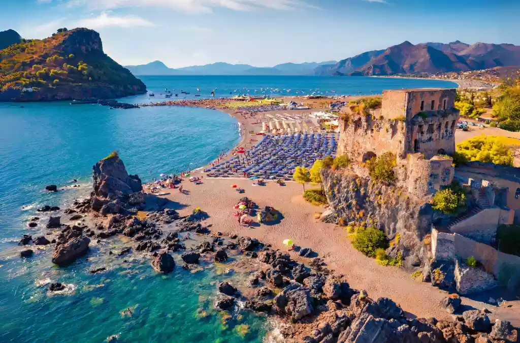 spiaggia di Punta Fiuzzi a Praia a Mare in provincia di Cosenza