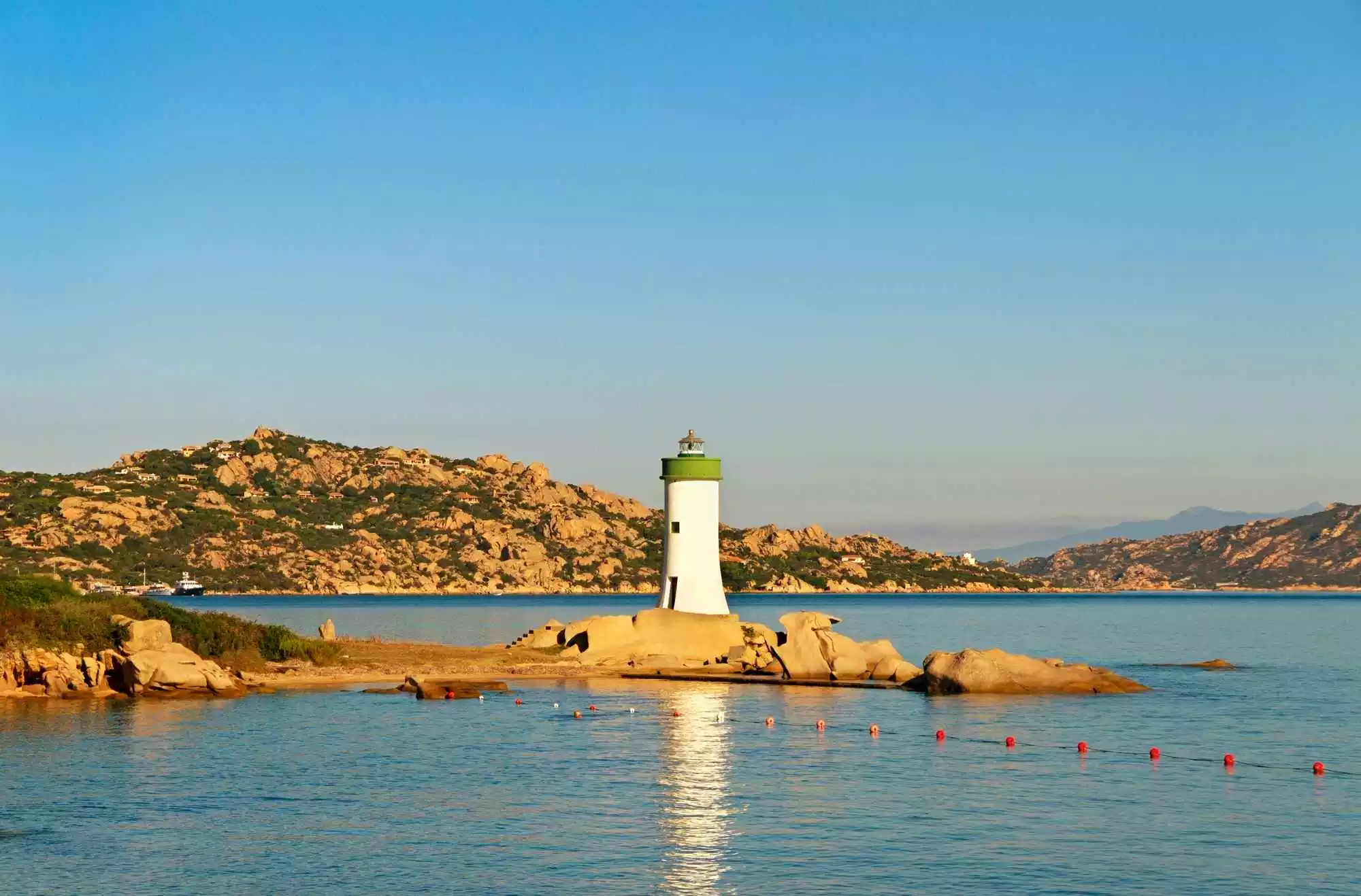 Spiaggia di Porto Faro a Palau in Sardegna