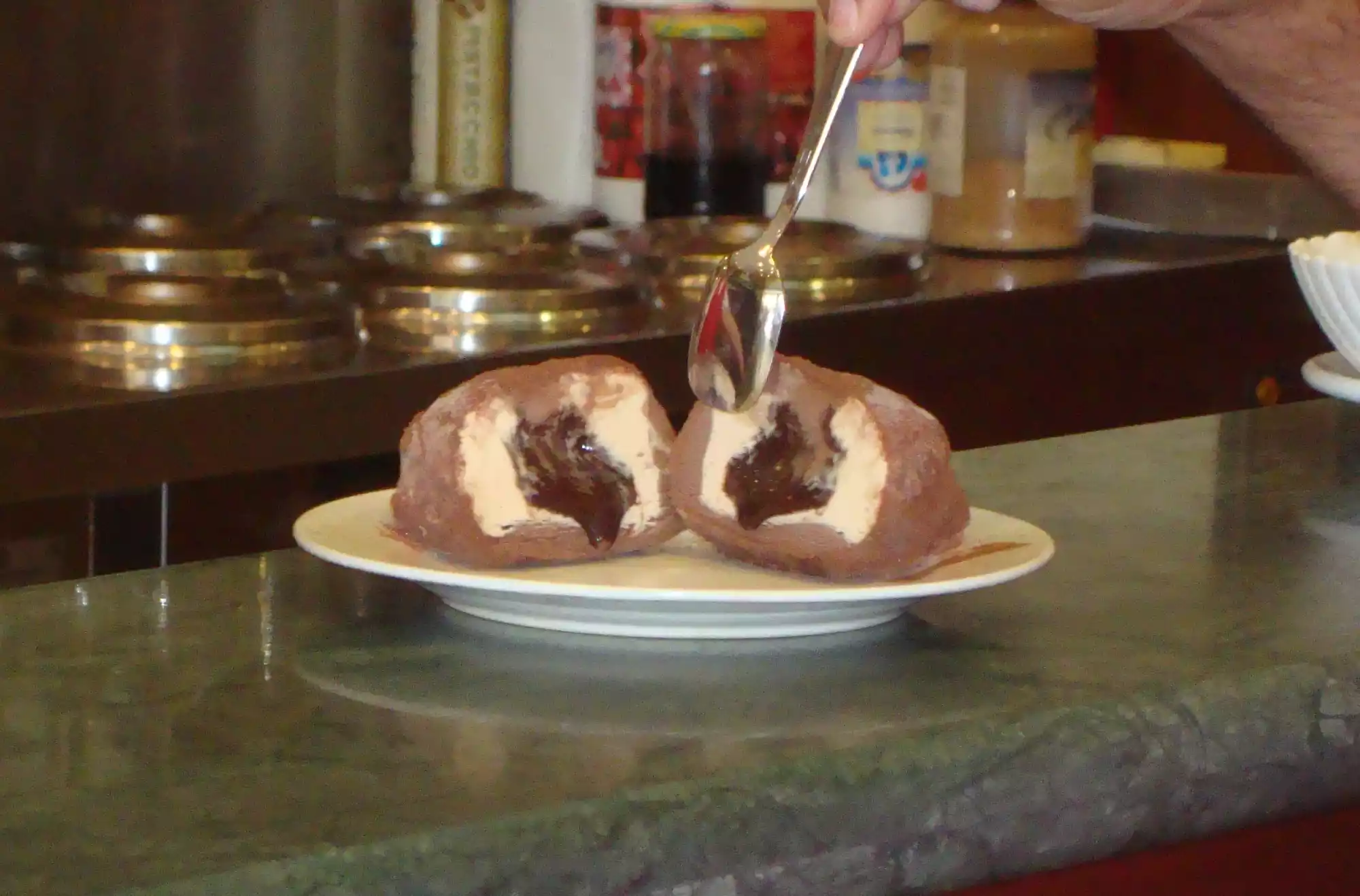 Tartufo di Pizzo Calabro - Gelateria Ercole