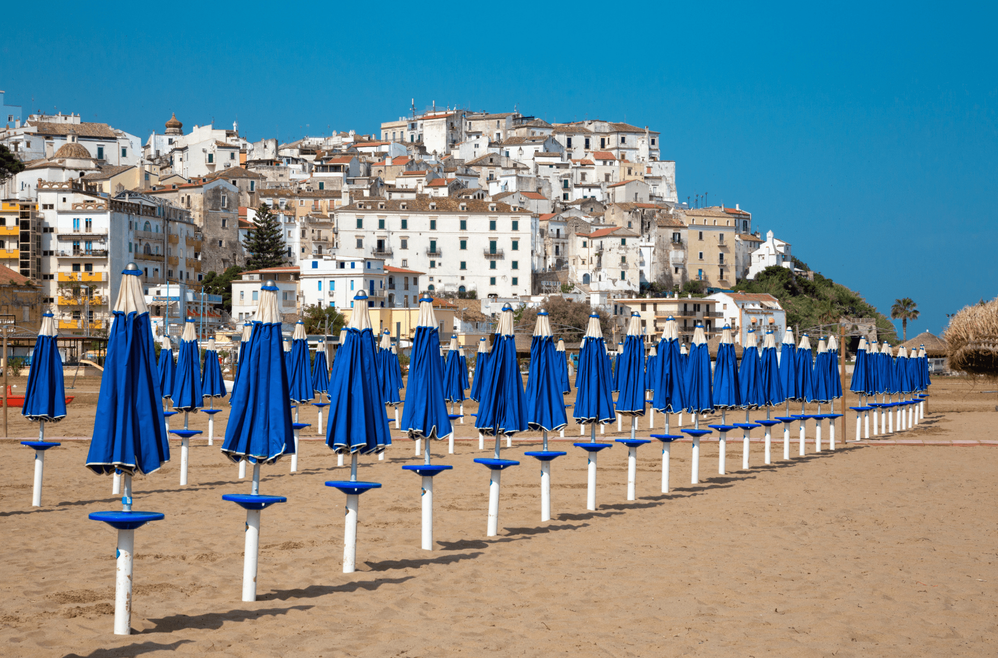 spiaggia rodi Garganico - Puglia - Italia