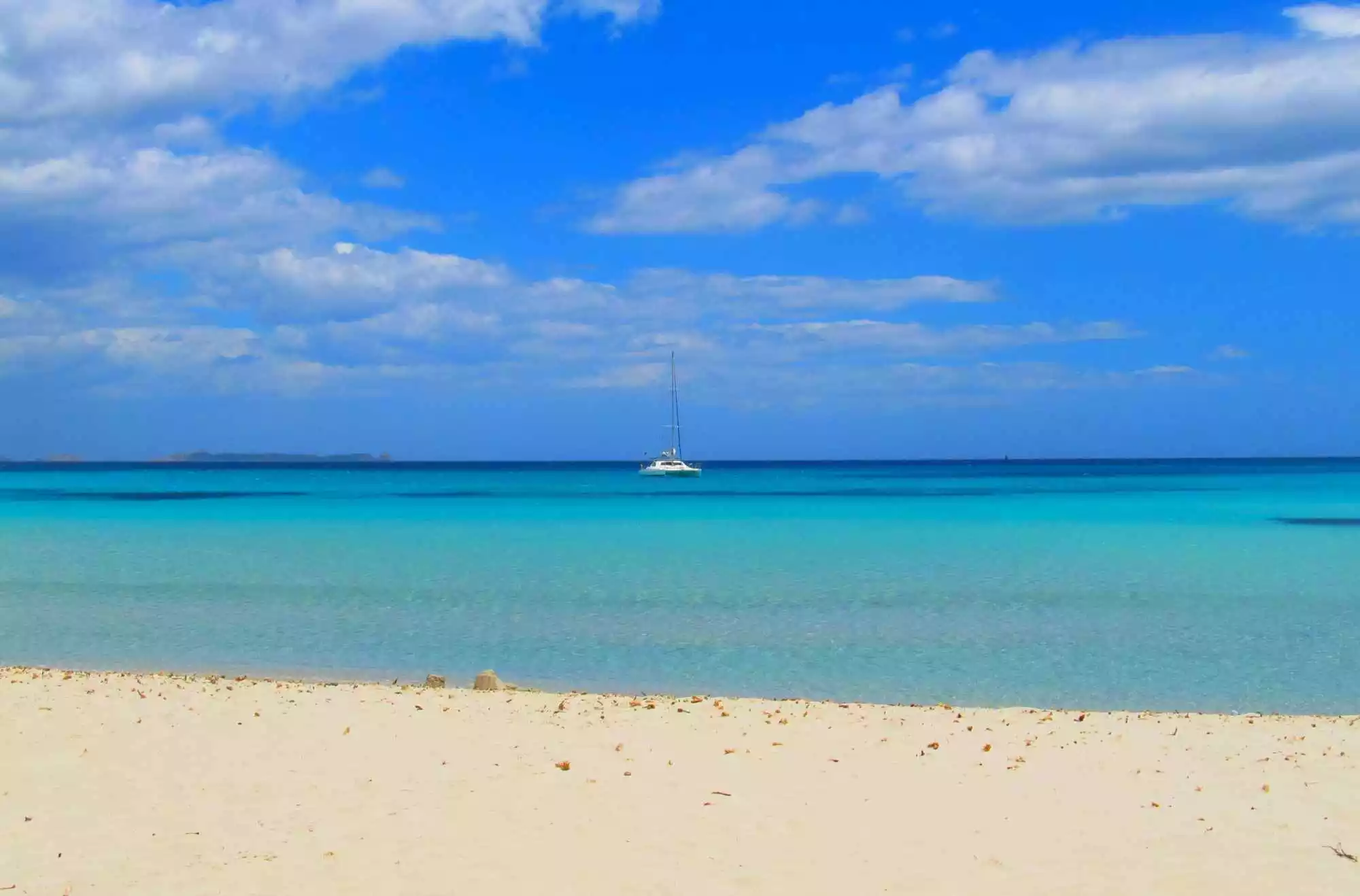 spiaggia dell'isolotto sardegna