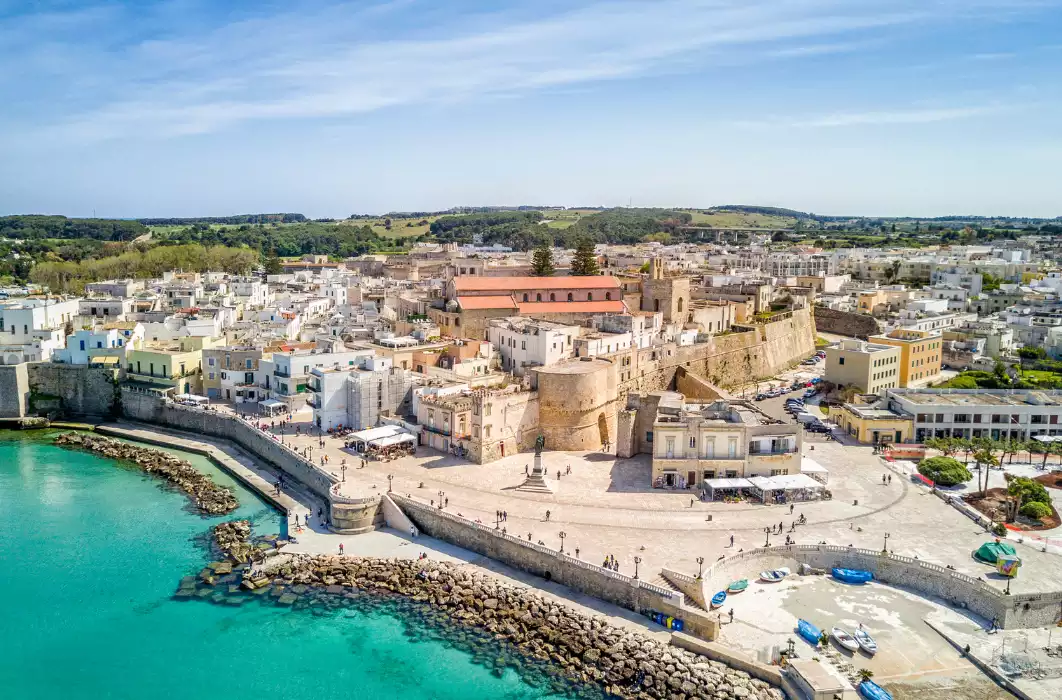 Vista del centro storico di Otranto