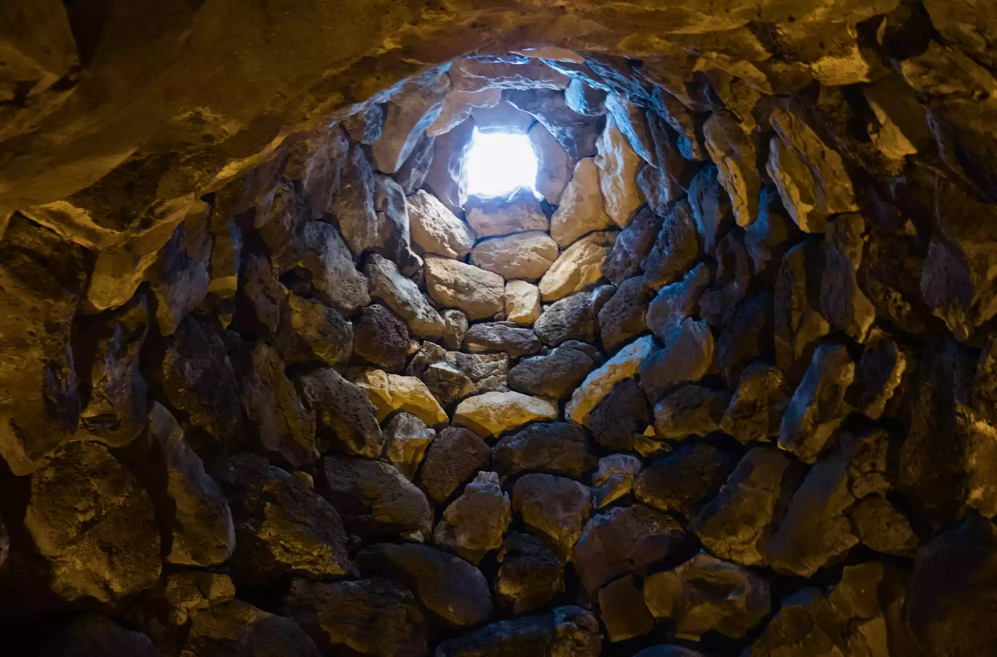 Immagine rappresentativa di un nuraghi in Sardegna
