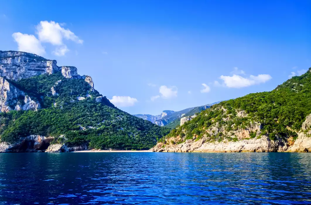 Cala Sisine – Baunei tra le spiagge più belle della Sardegna