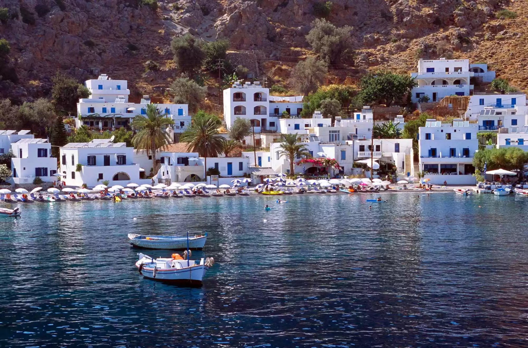 creta-case-bianche-e-blu