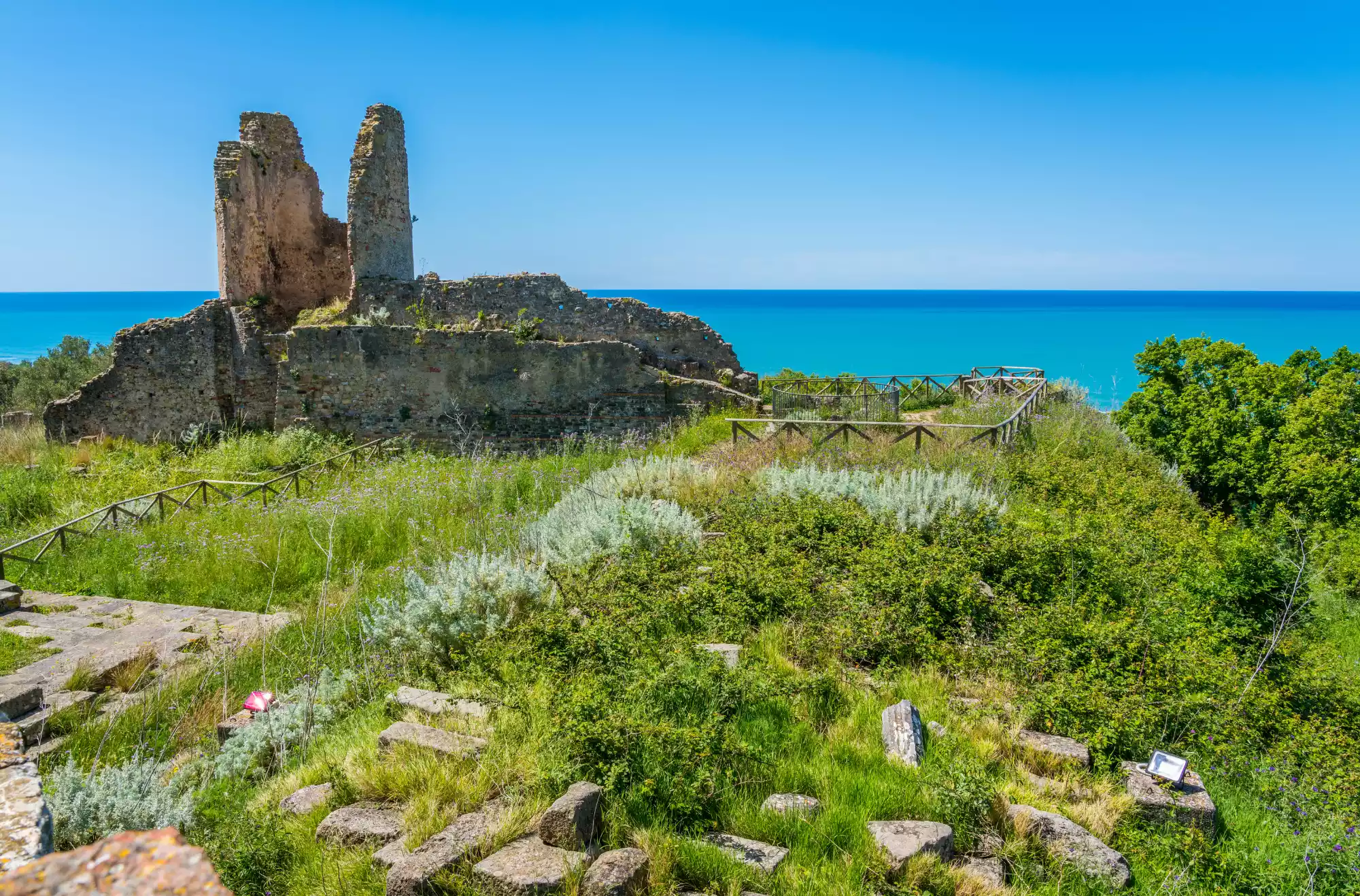 rovine di velia ad ascea
