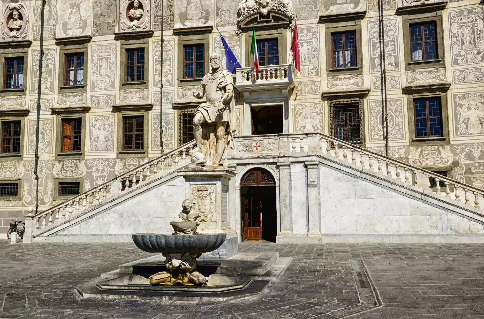 Scuola Normale Superiore di Pisa a Piazza dei Cavalieri