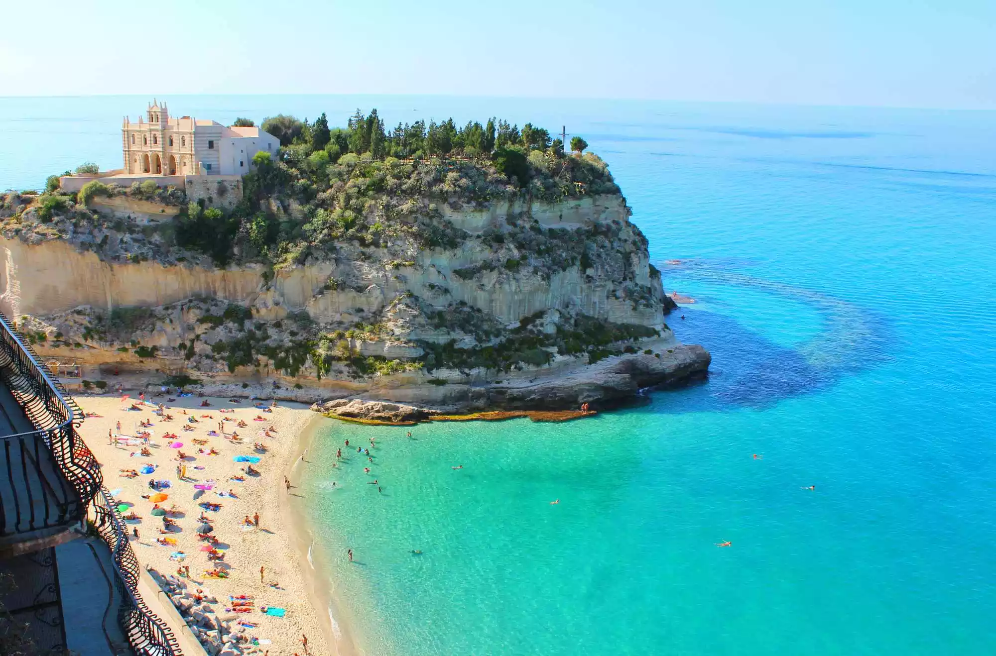spiaggia della rotonda tropea