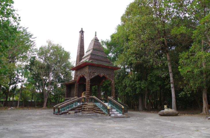 Wat Pa Maha Chedi Kaew