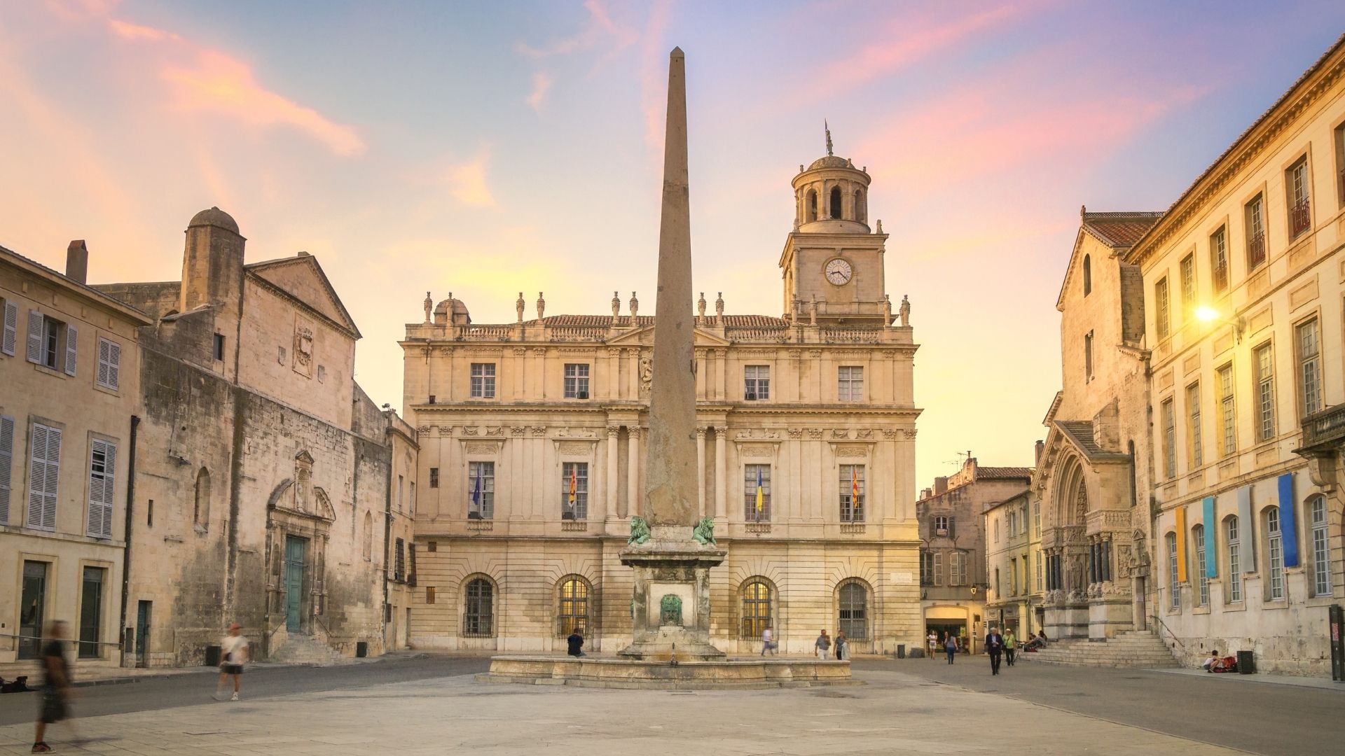 Tour Camargue Provenza e Costa Azzurra con Pullman da Milano