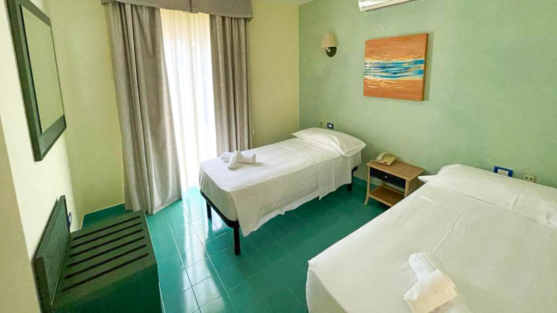 Apulia Hotel Baia dei Faraglioni