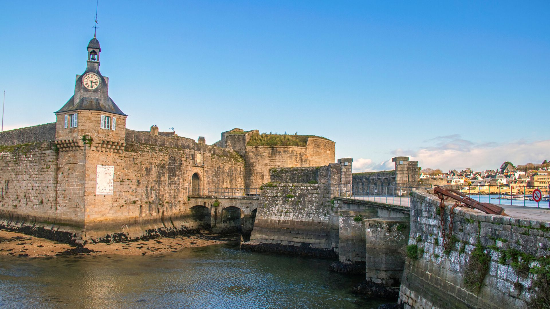 Tour Normandia e Bretagna con Pullman da Roma
