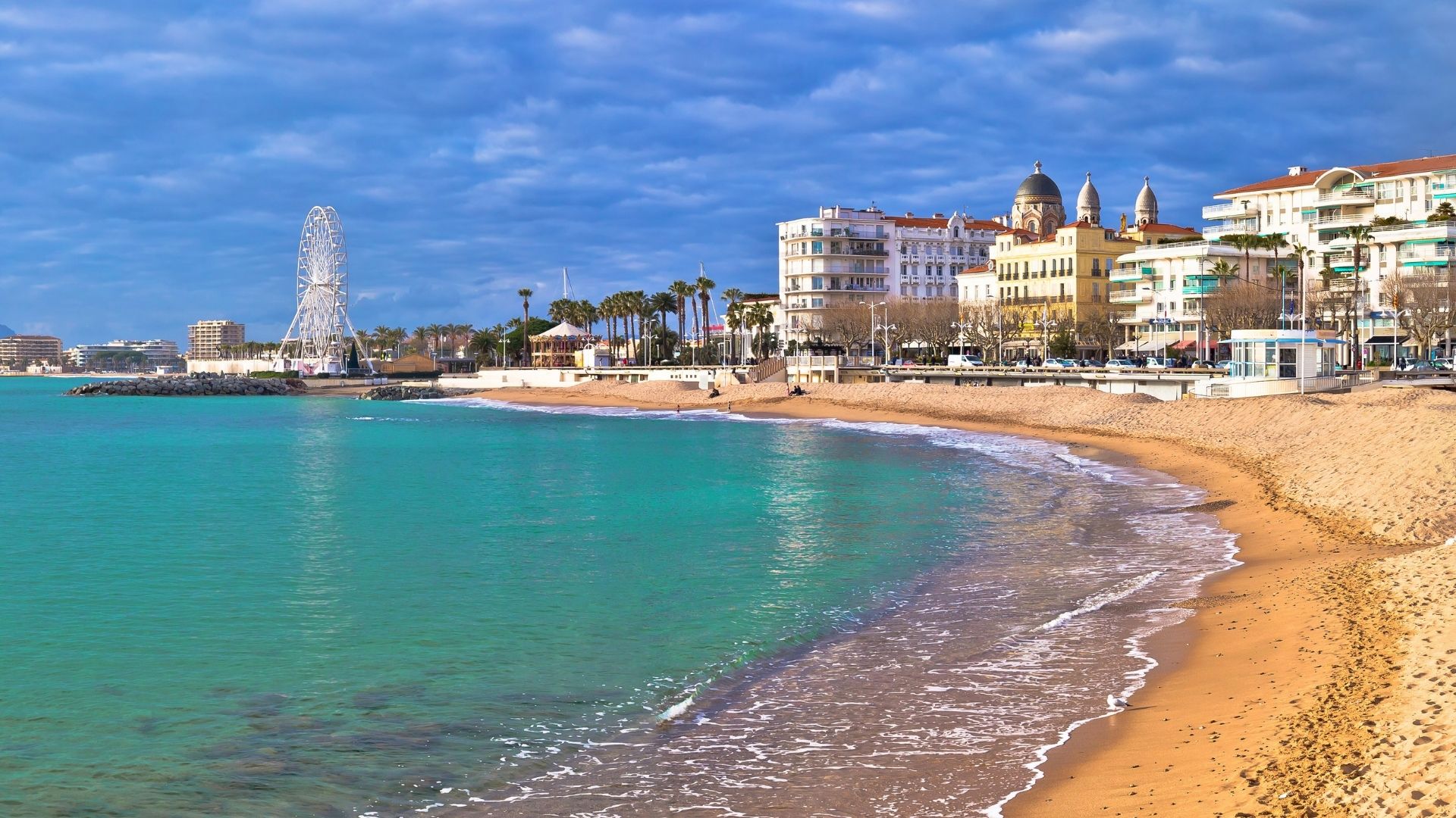 Tour Costa Azzurra, profumo di mare e di fiori con Pullman da Milano