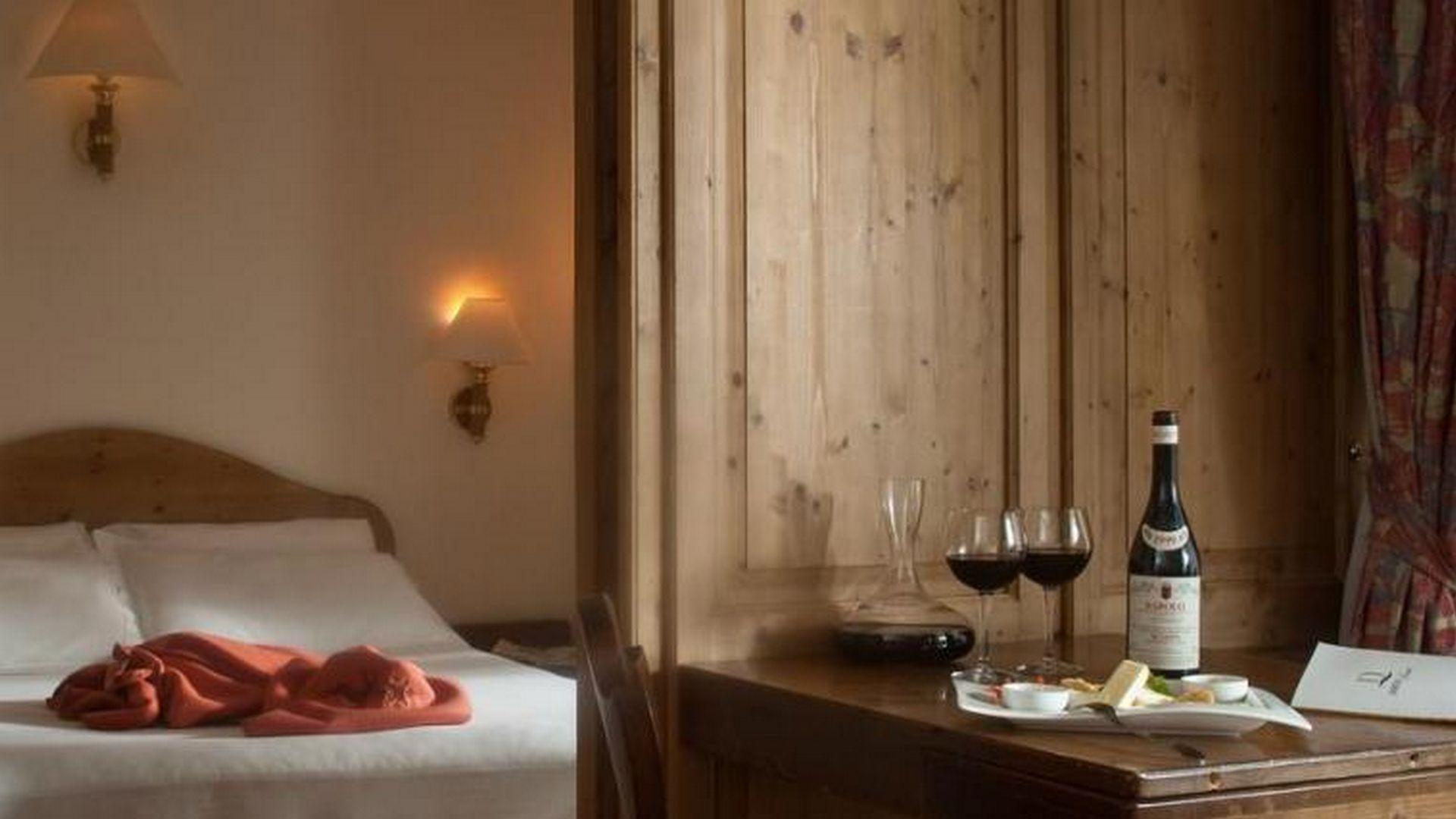 Hotel Alaska Cortina