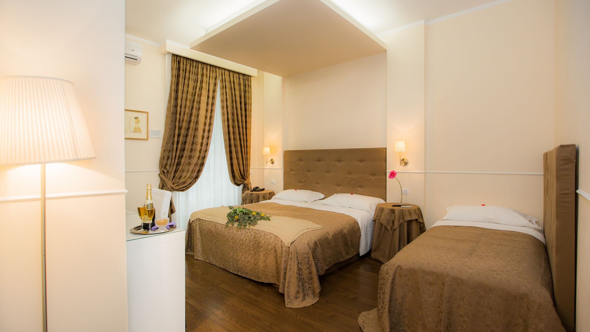 Caesar Place Roma
