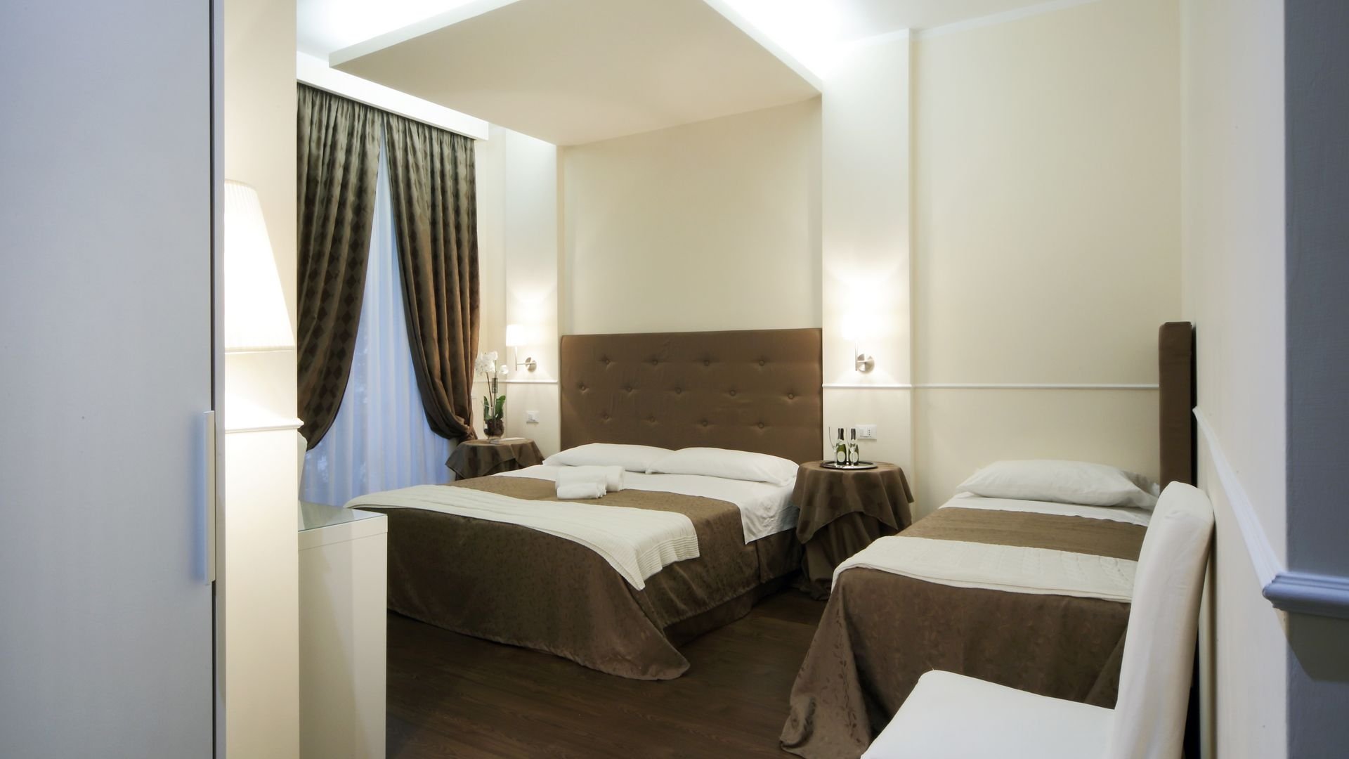 Caesar Place Roma