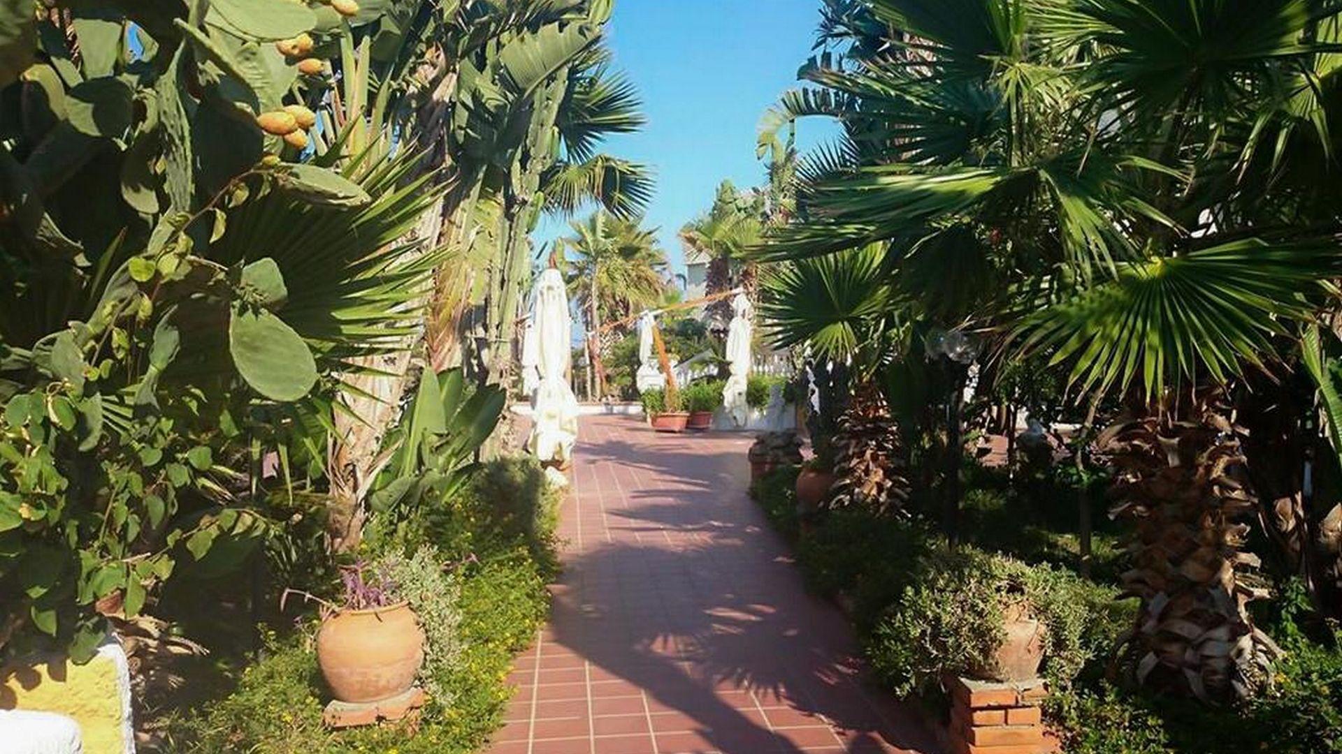 Hotel La Playa