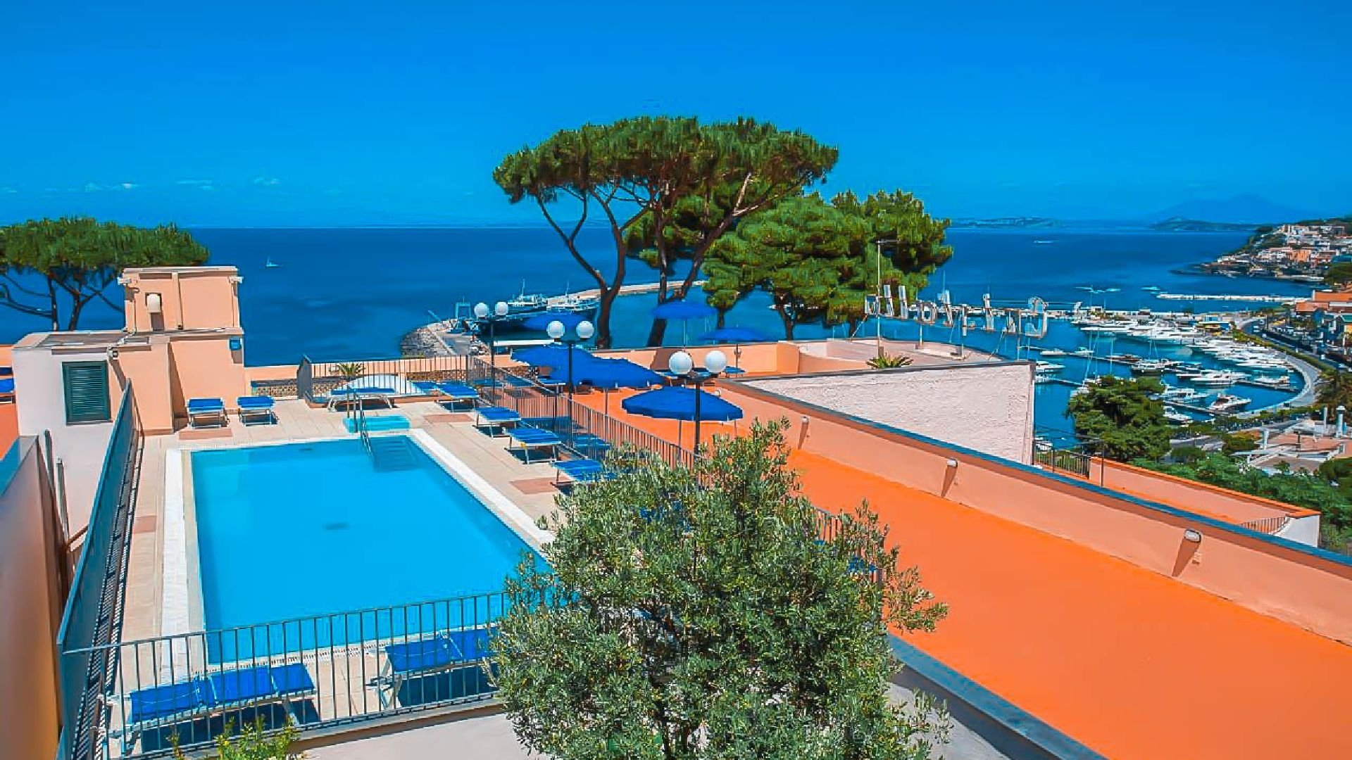 Hotel Terme & Beach Club Cristallo Palace