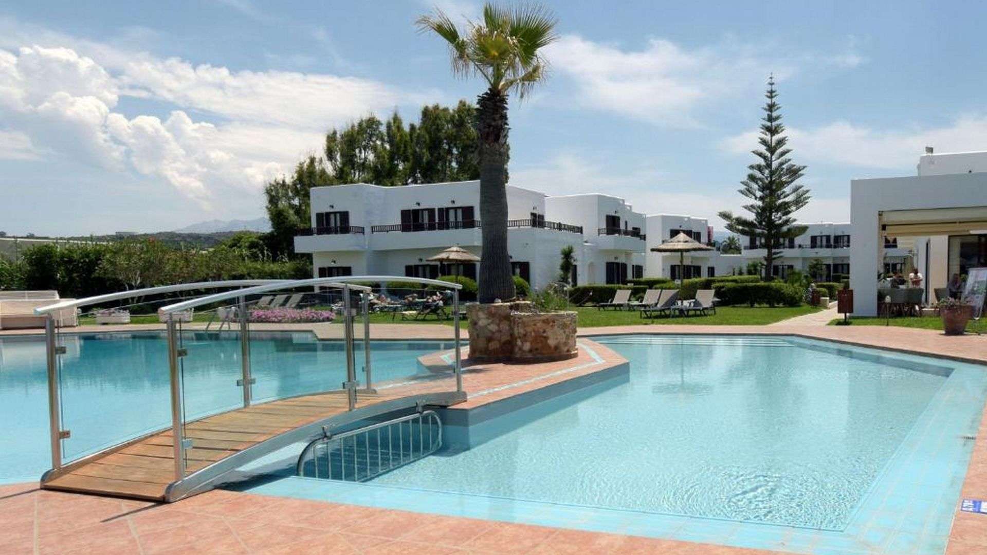 Hotel Geraniotis