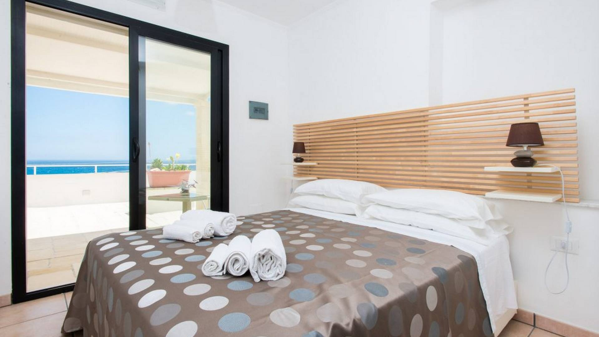 Lamanna's Hotel