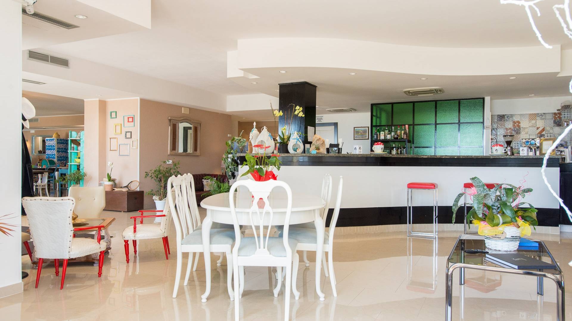 Lamanna's Hotel