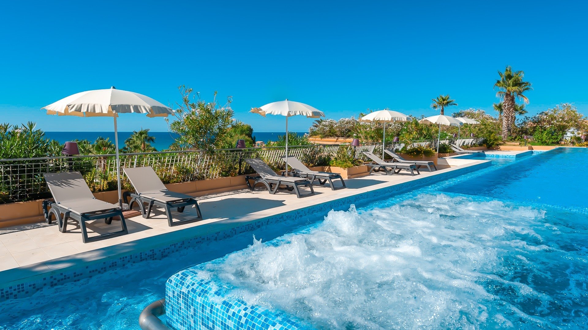 Acacia Resort