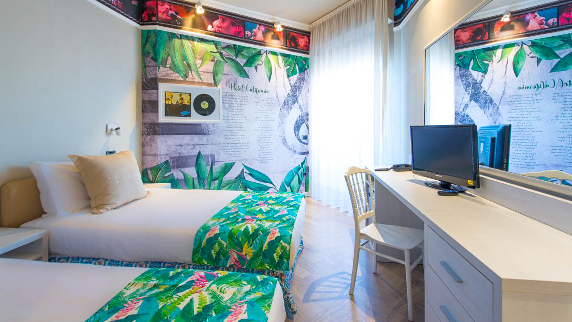 Admiral Art Hotel