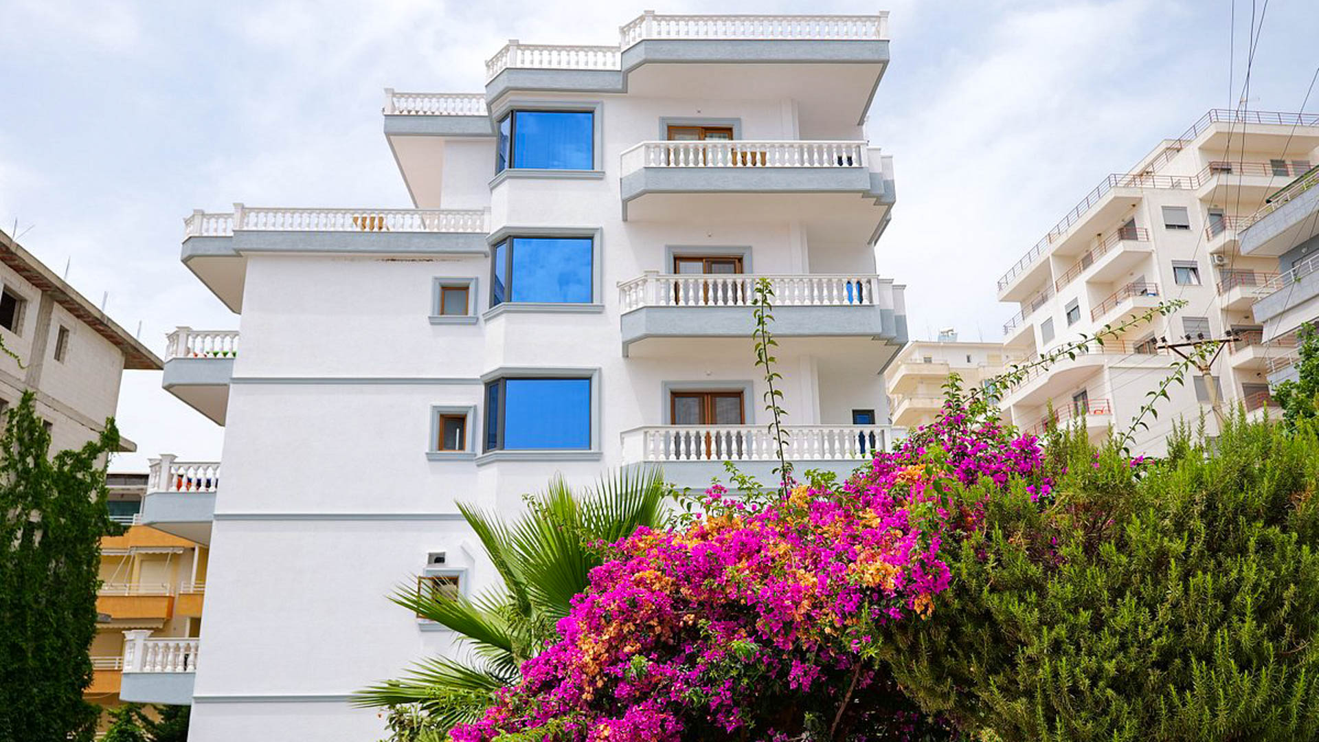 Hotel Alpha