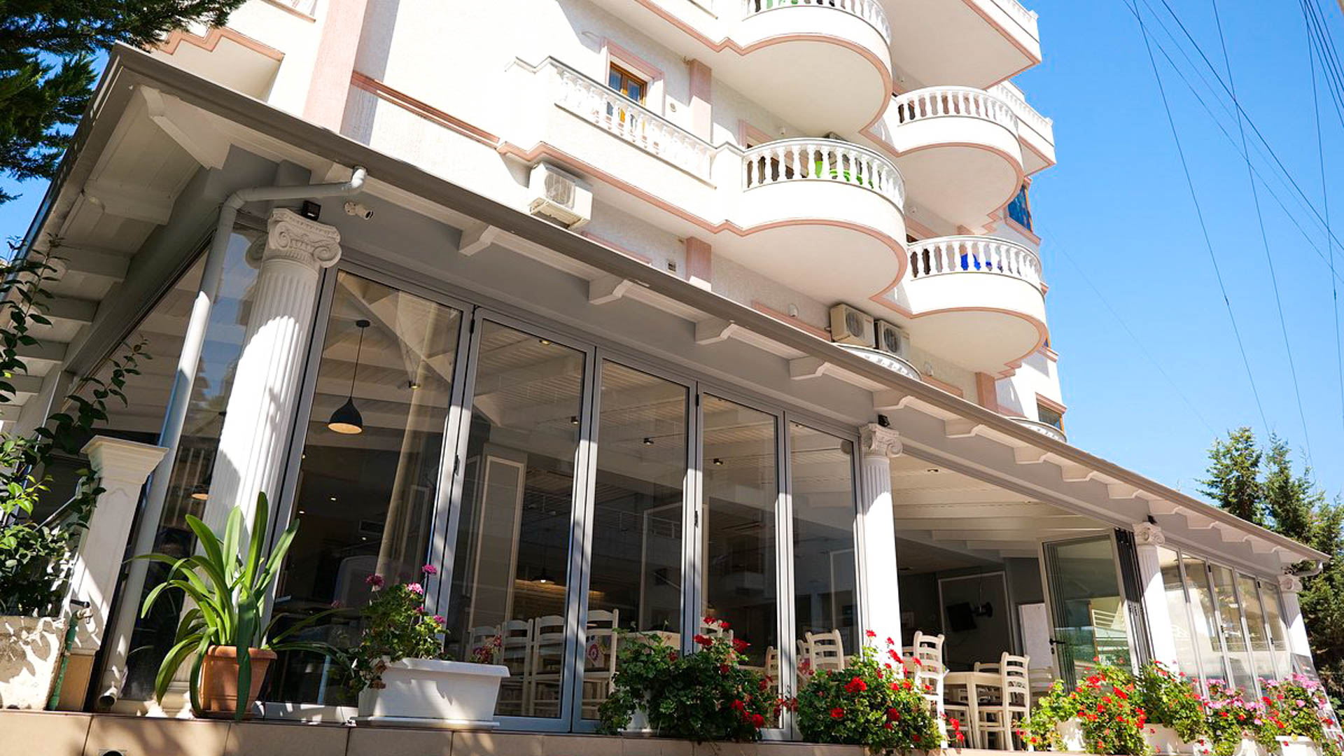 Hotel Alpha
