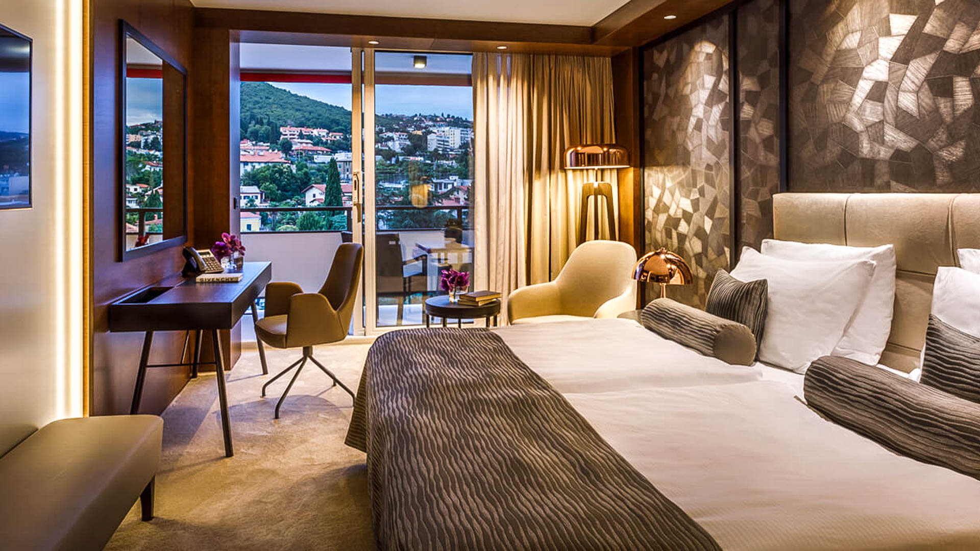 Hotel Ambasador