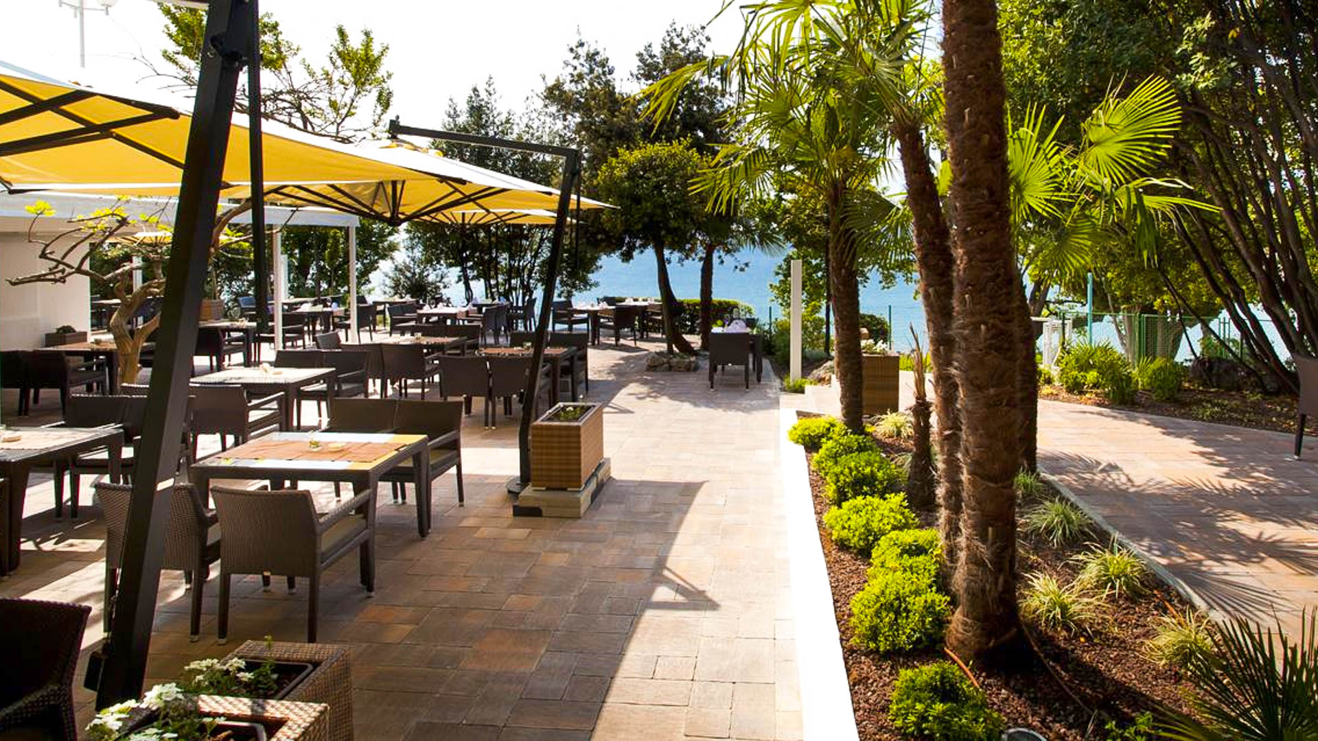 Hotel Ambasador