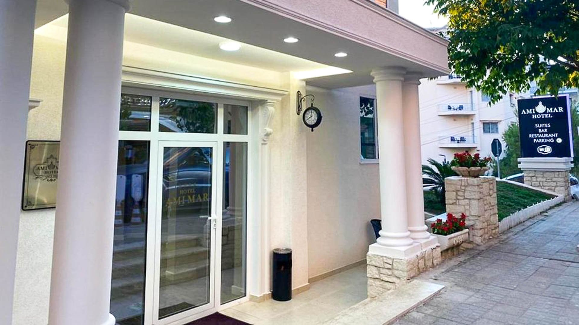 Hotel Ami Mar