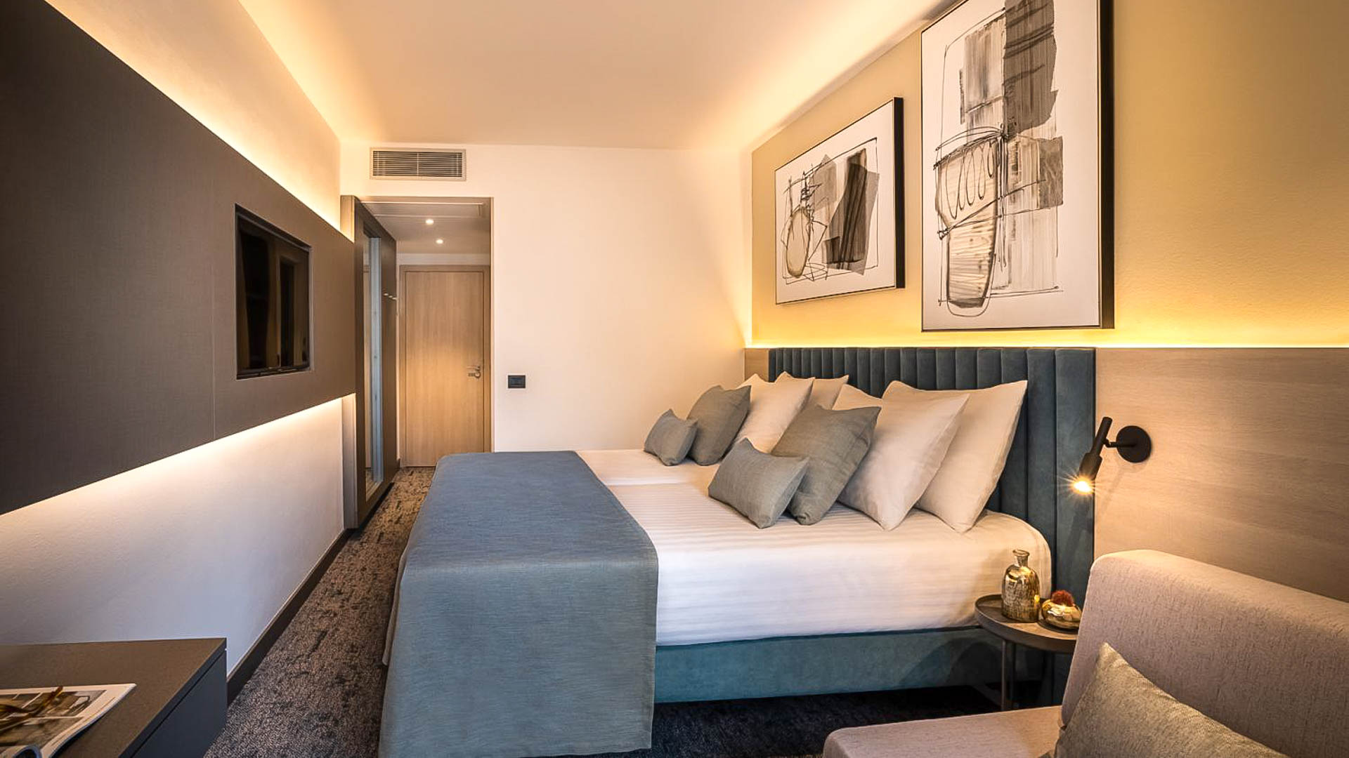 Aminess Maestral Hotel