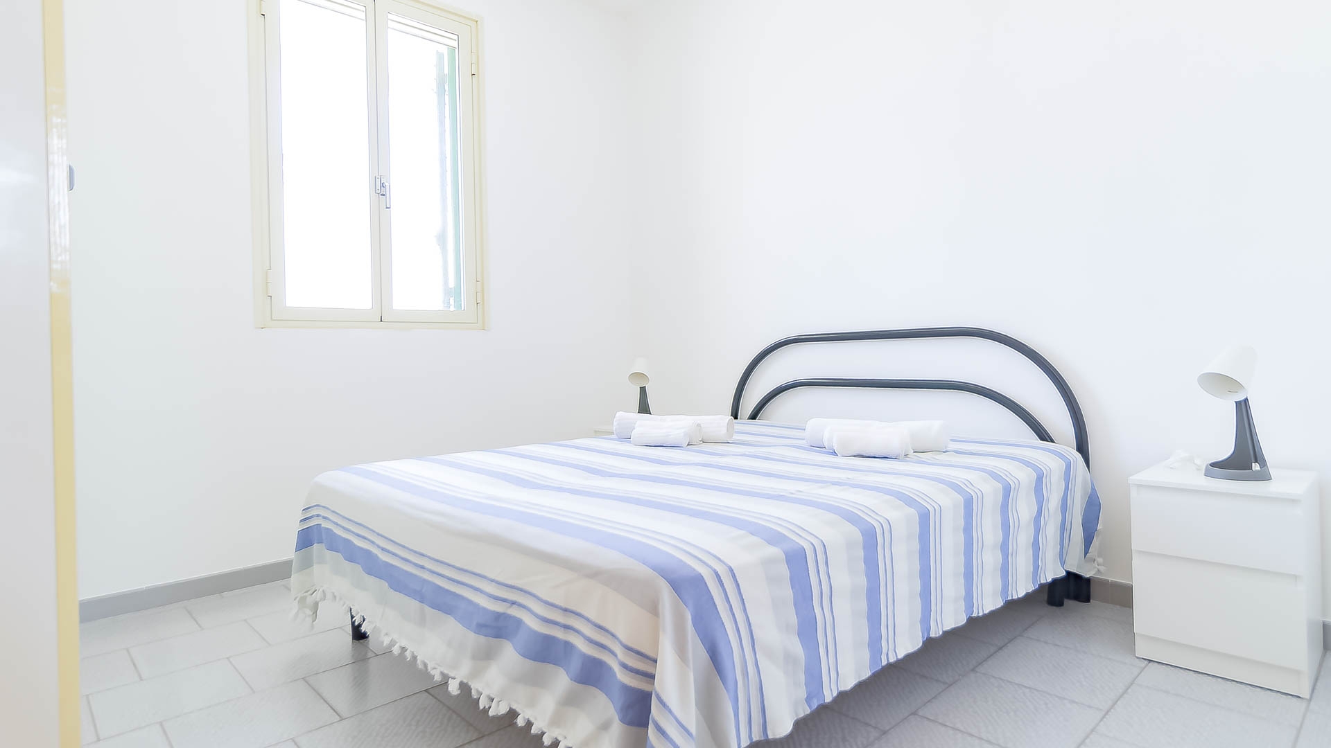 Artemide Flat