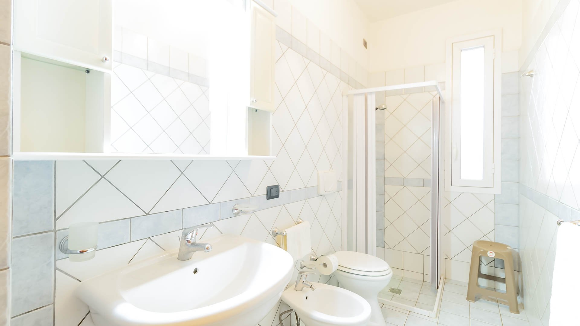 Atena Flat