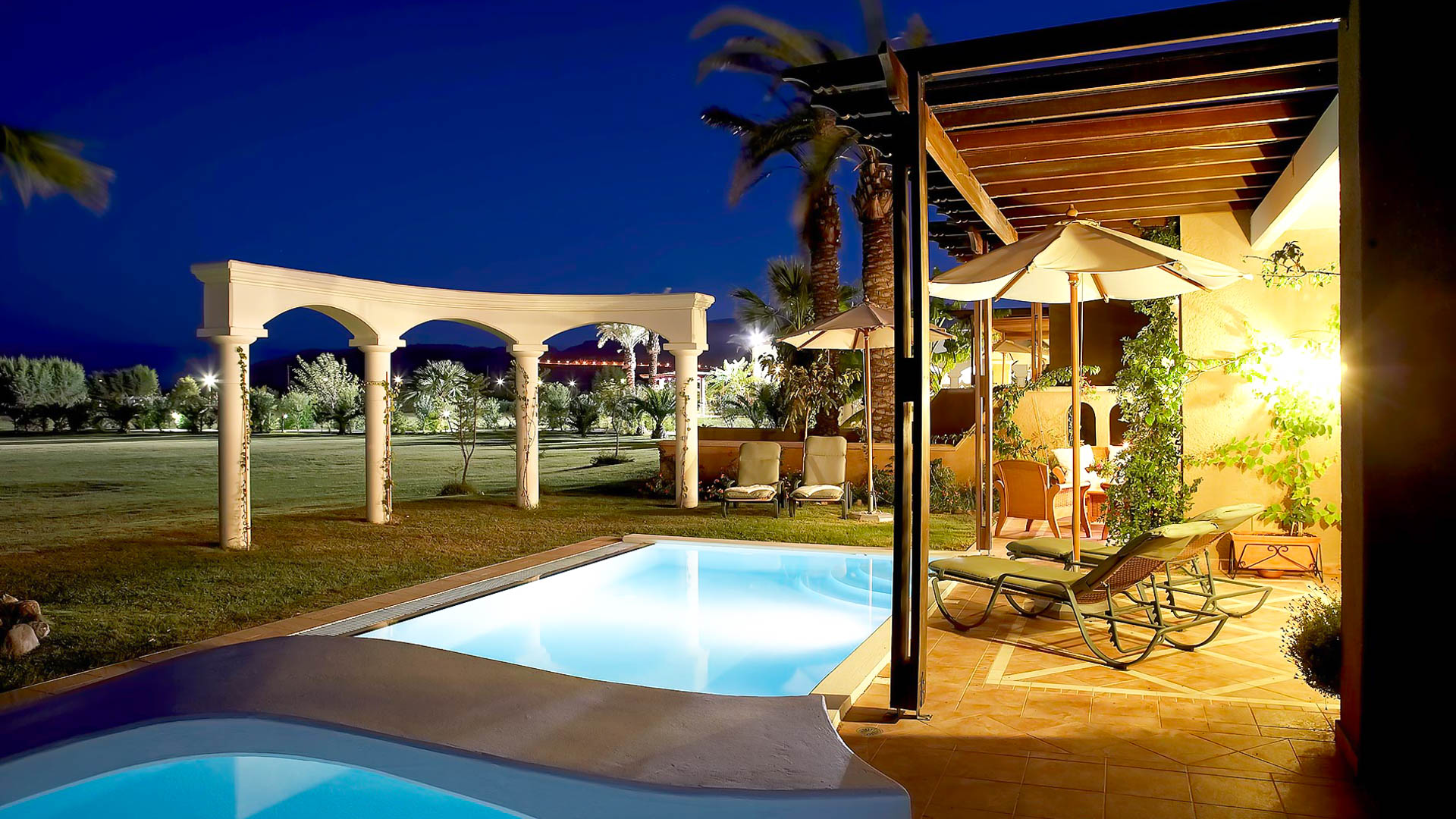 Atrium Palace