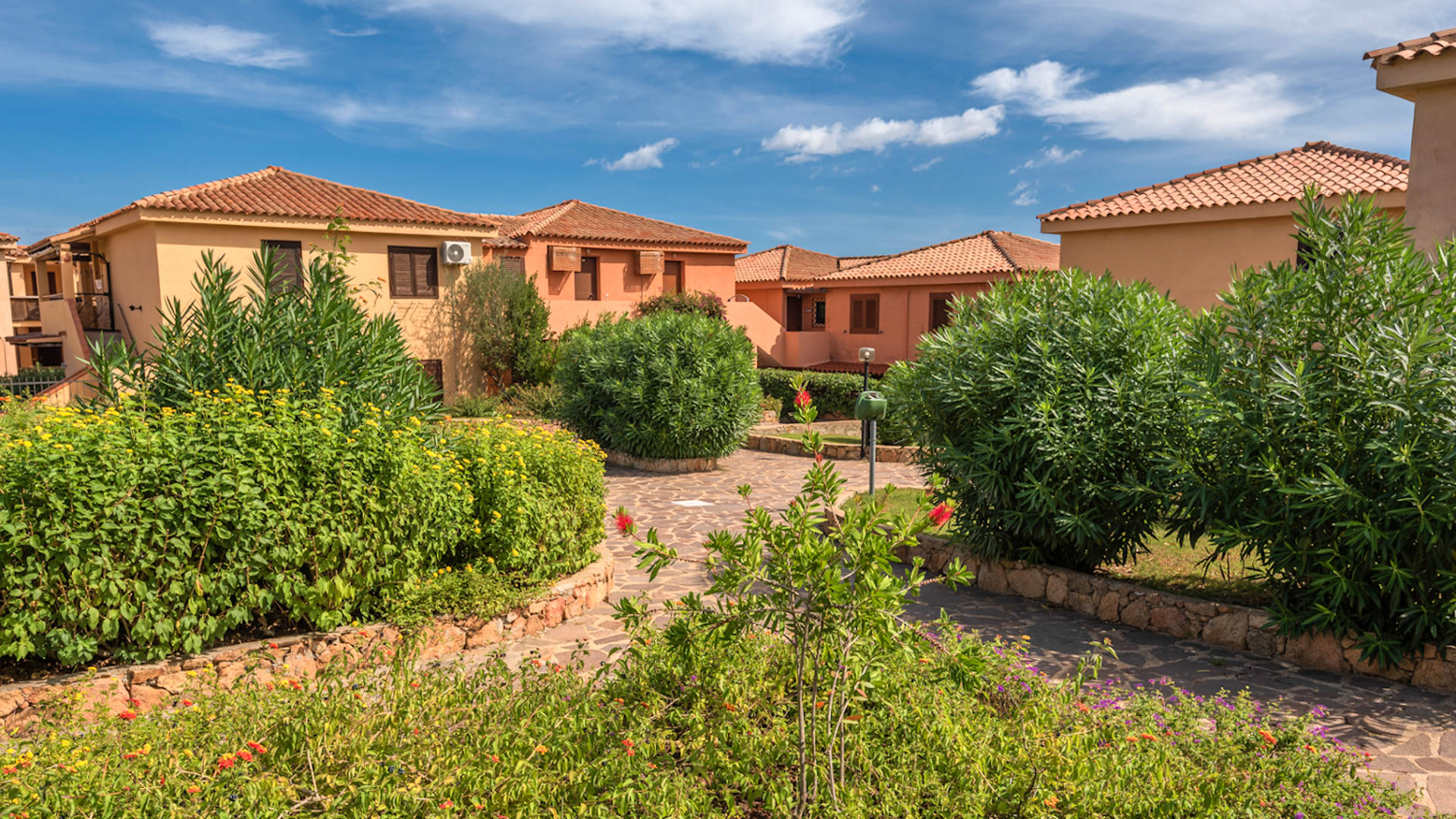 Baia De Bahas Residence