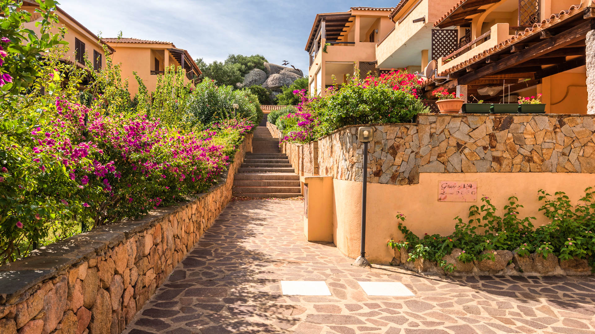 Baia De Bahas Residence