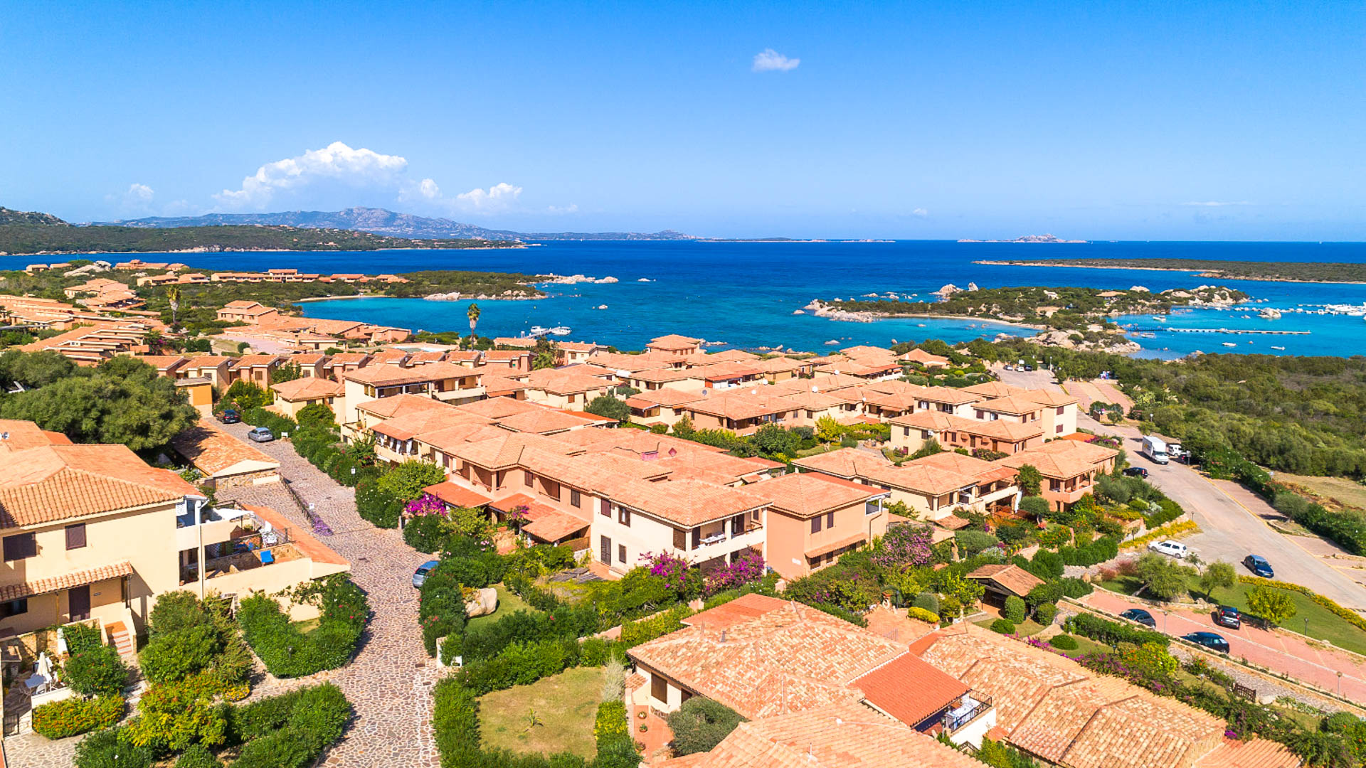 Baia De Bahas Residence