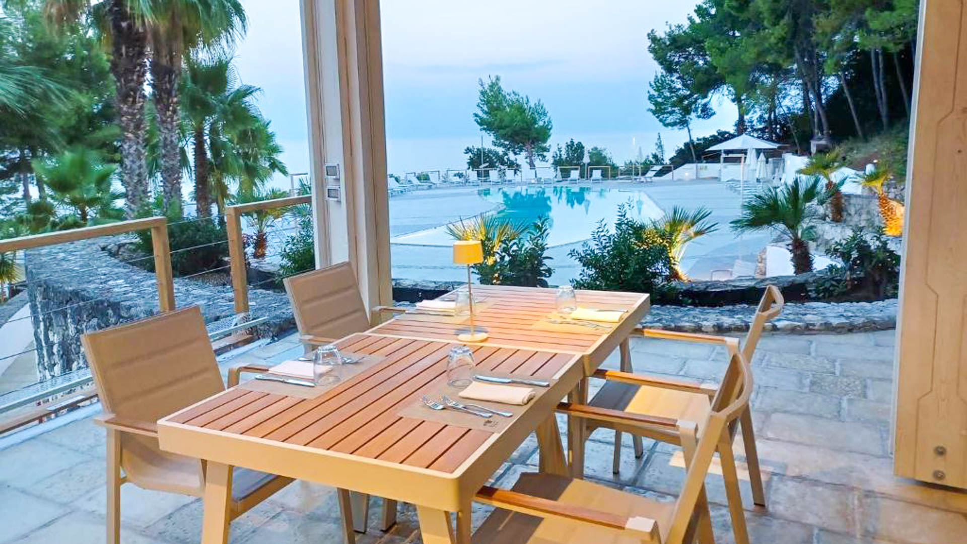 Baia dei Faraglioni Resort