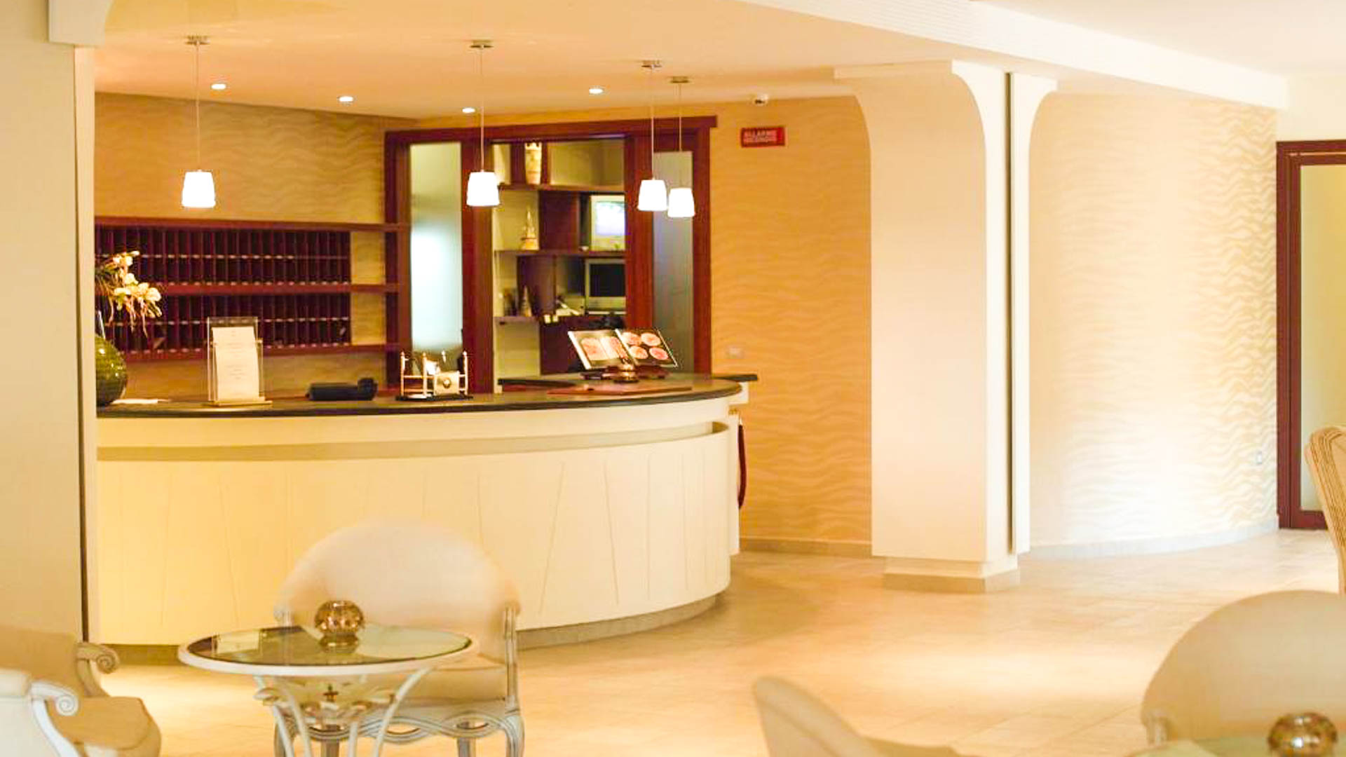 Baia dei Faraglioni Resort