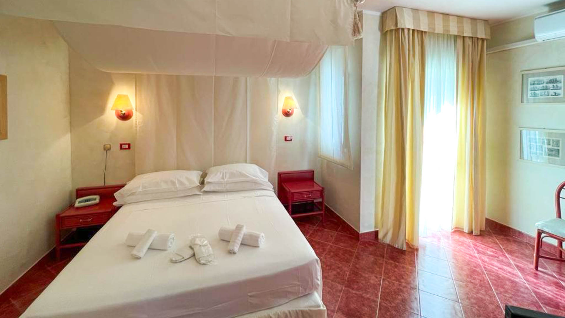 Baia dei Faraglioni Resort