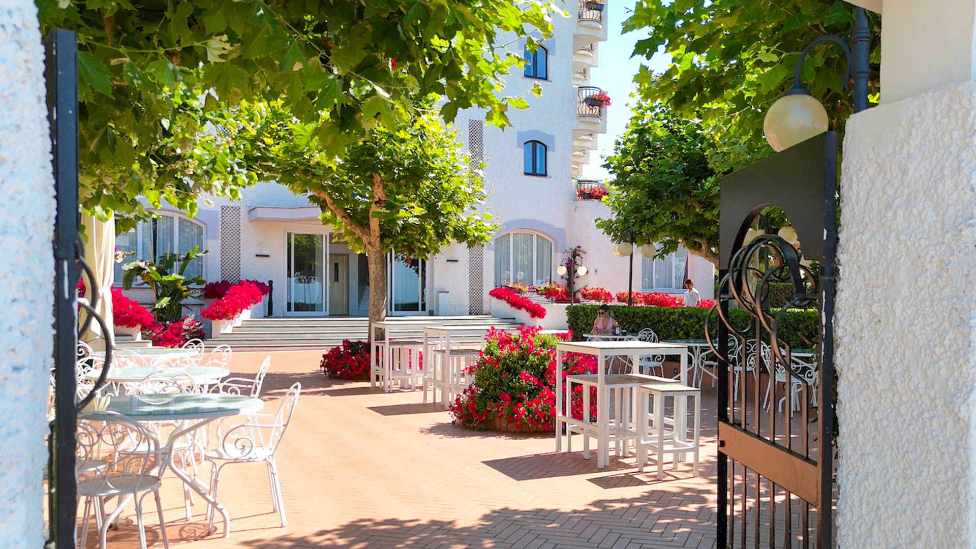 Bajamar Beach Hotel