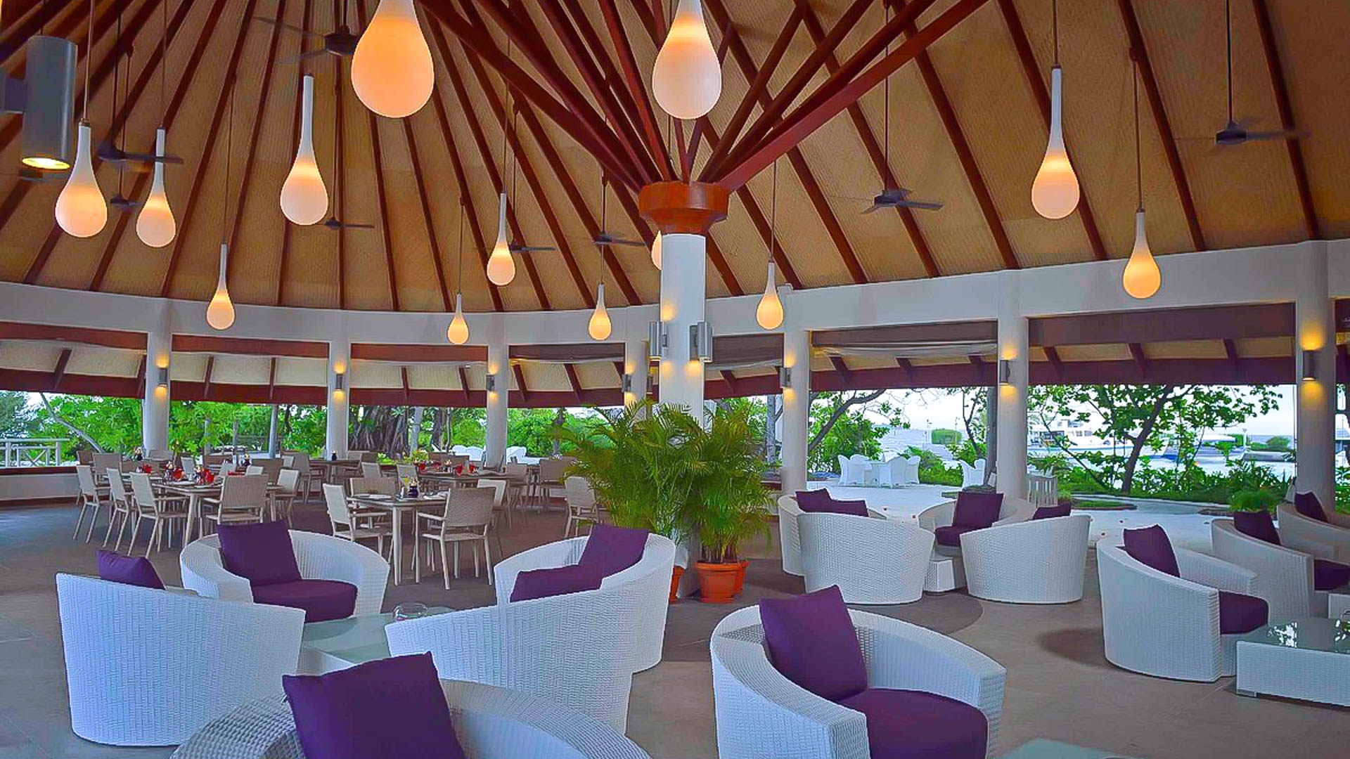 Bandos Maldives Resort