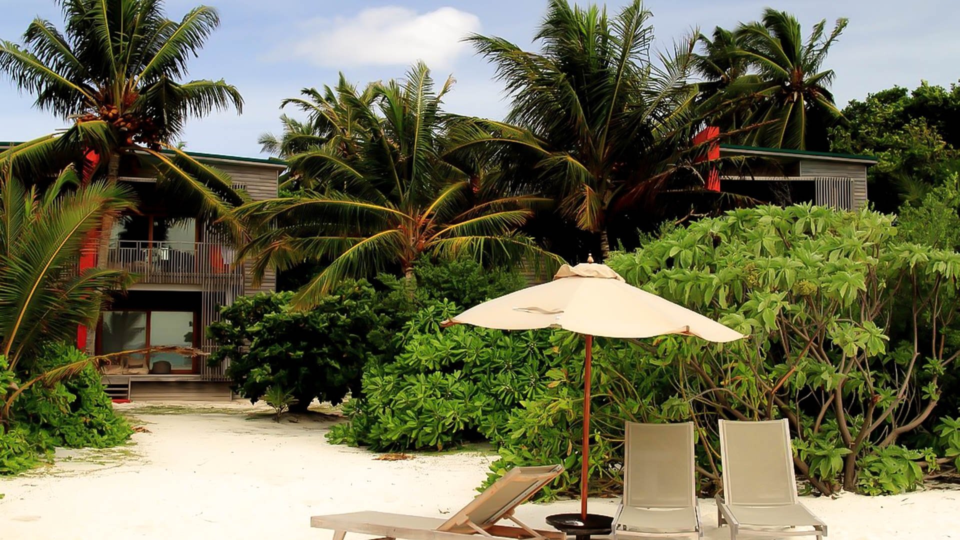 The Barefoot Eco Hotel