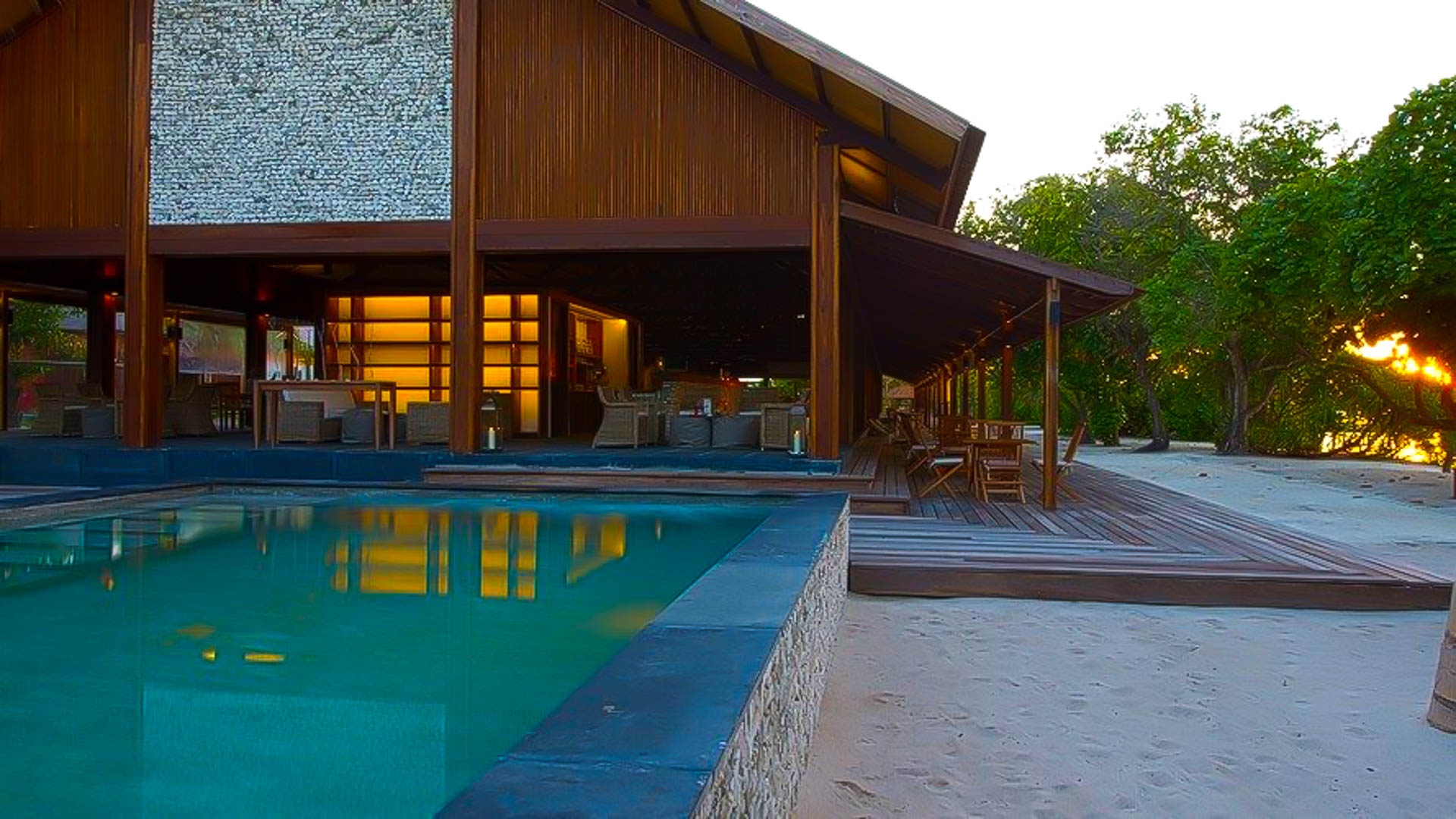 The Barefoot Eco Hotel