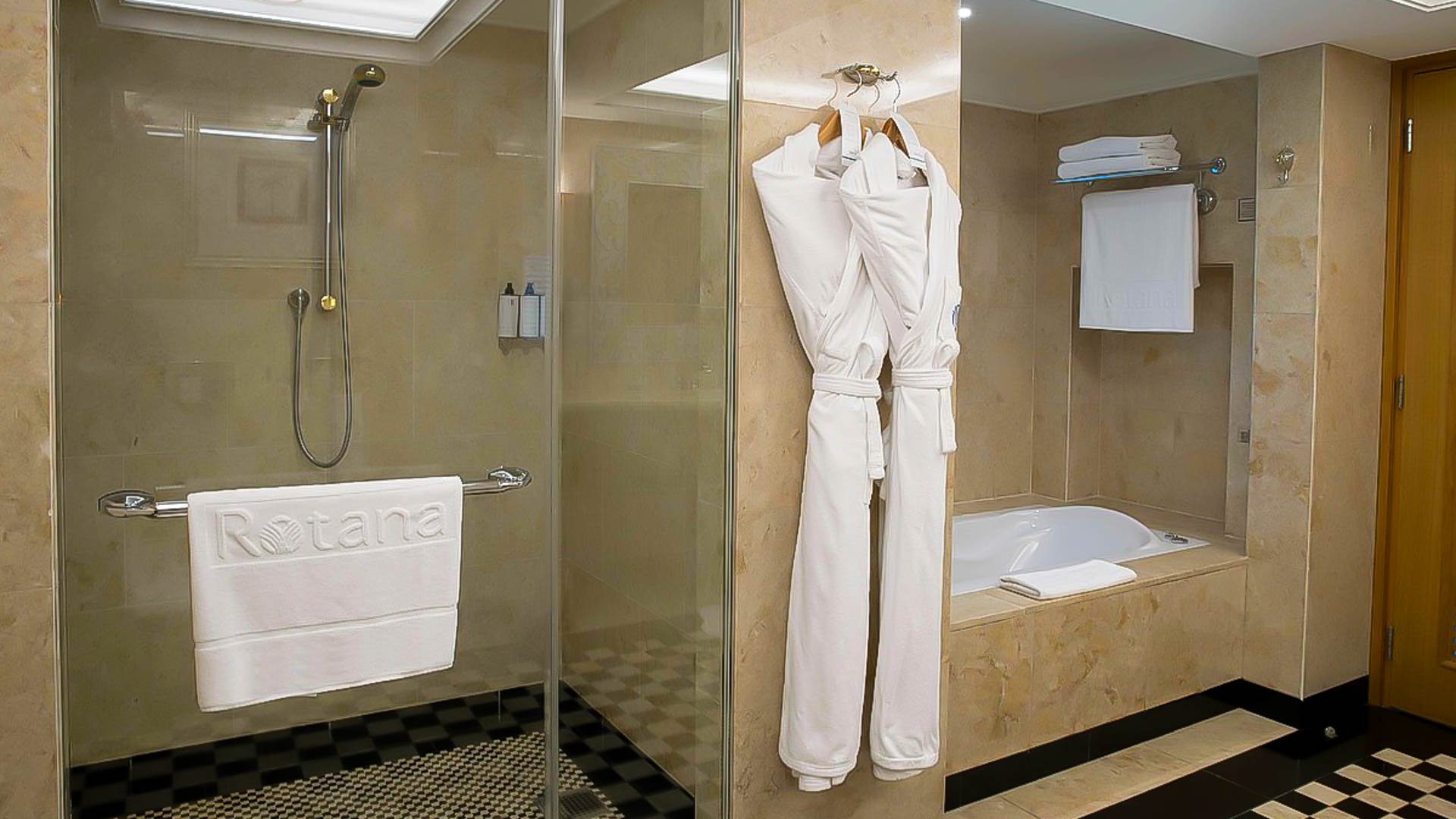 Beach Rotana