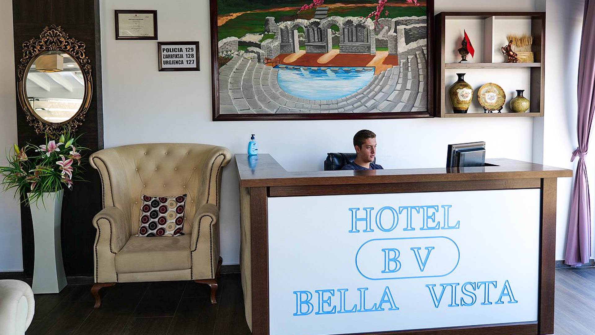Bella Vista Hotel
