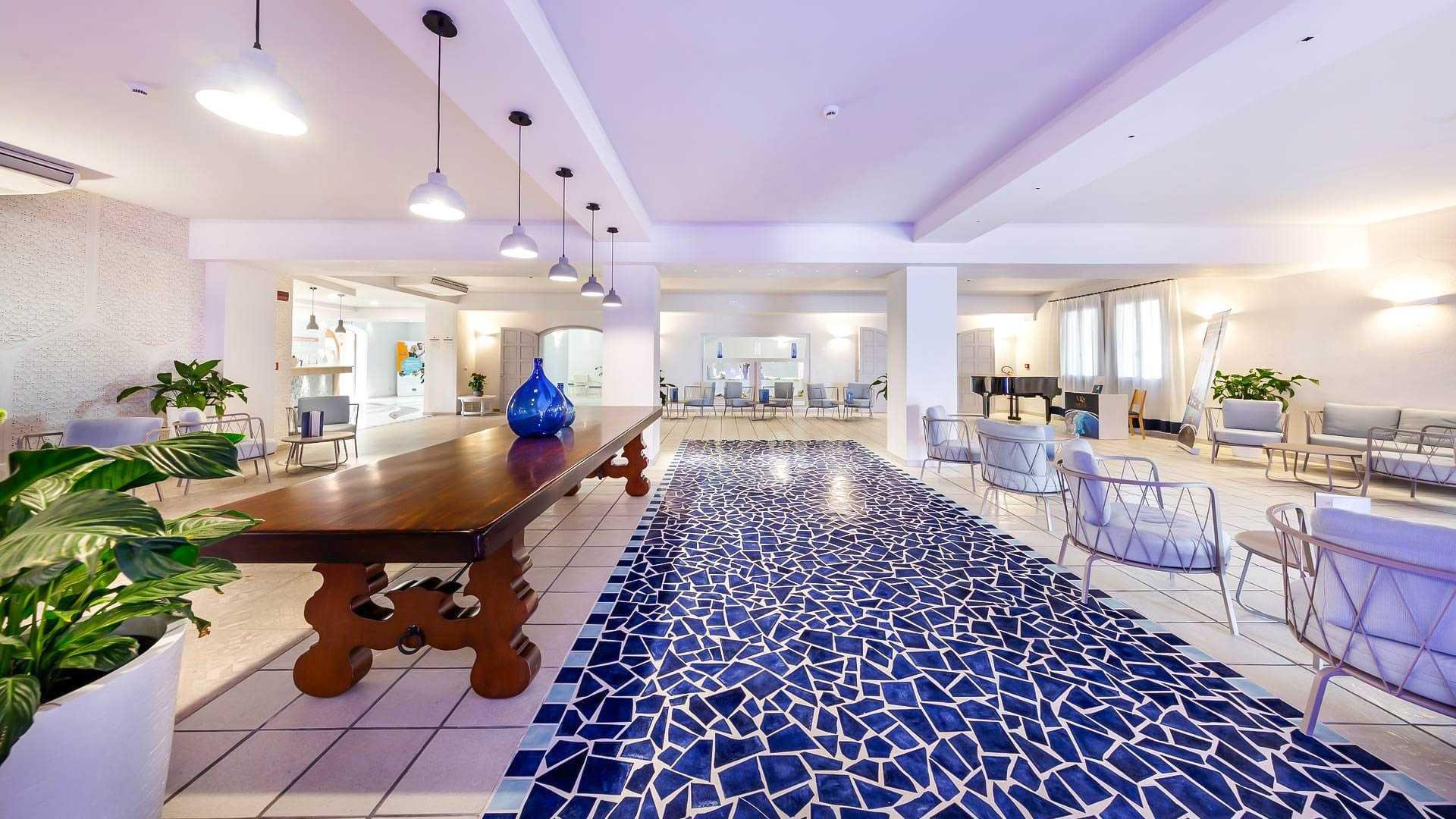 Blu Hotel Laconia Village