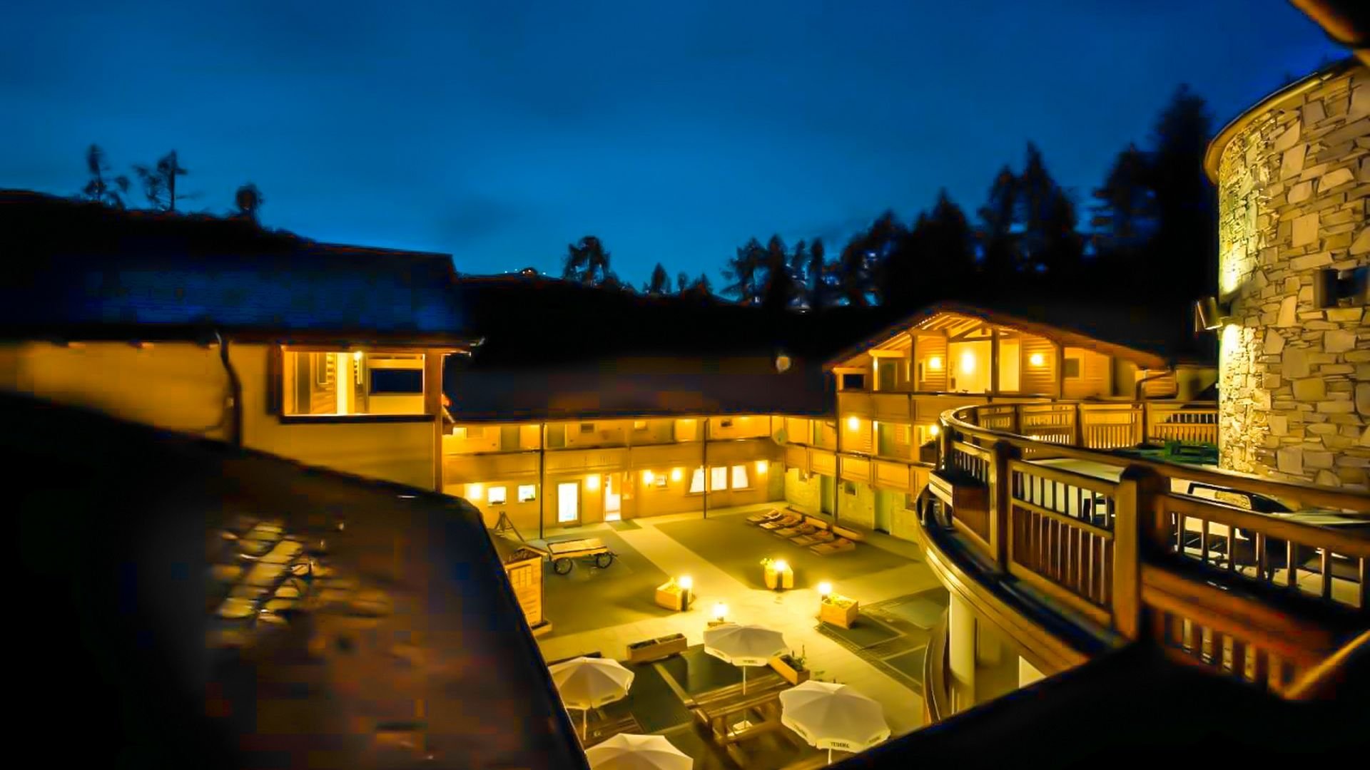Boscone Suite Hotel